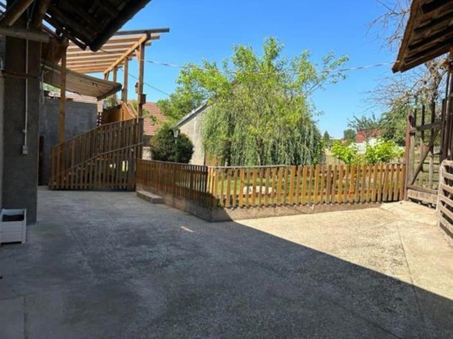 הוילה Rahling Maison Au Sein D'Une Ferme מראה חיצוני תמונה